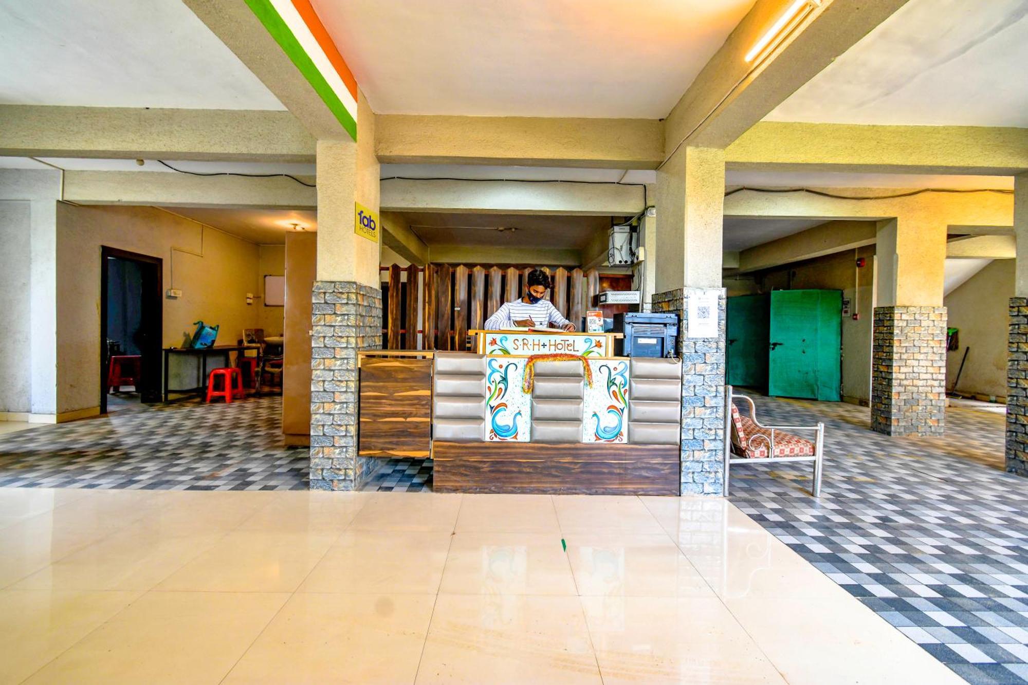 فندق Fabexpress Srh - Nr Butterfly Park - هنجاودي المظهر الخارجي الصورة
